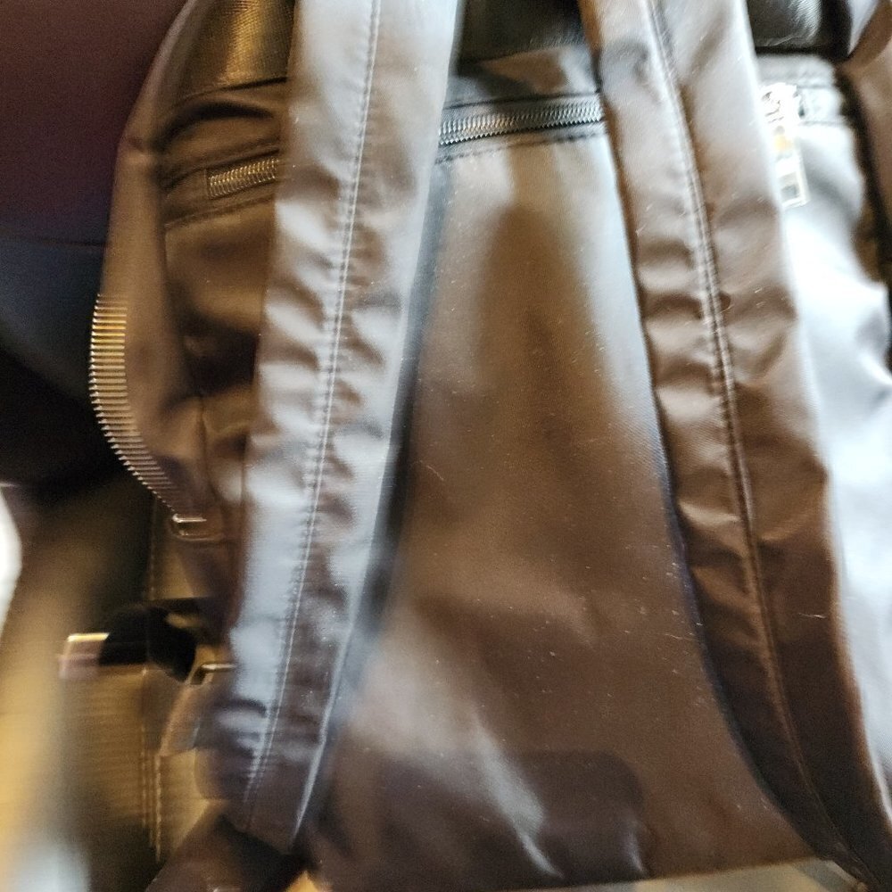 47. YUESITE BACKPACK! - Picture 6 of 6